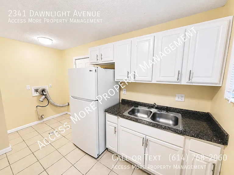 2341 Dawnlight Ave — Photo 10