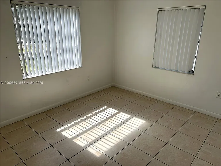 9808 NW 2nd Ave — Photo 7