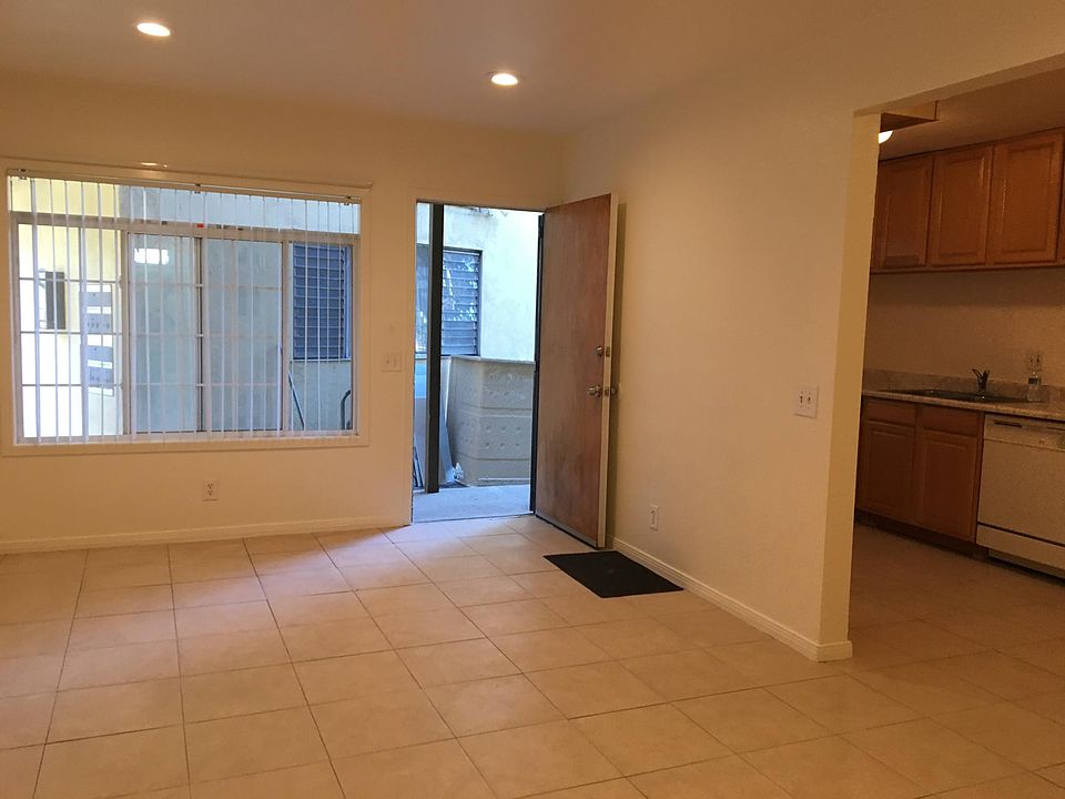 1st image of 605 Imogen Ave