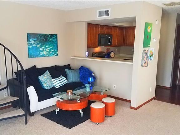 3rd image of 11540 N May Ave APT 202E