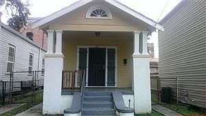1st image of 638 S Lopez St