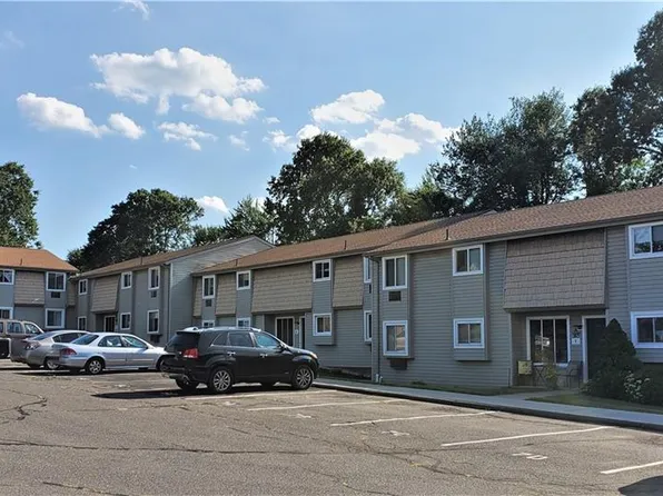 5 Carillon Dr APT D, Rocky Hill, CT 06067