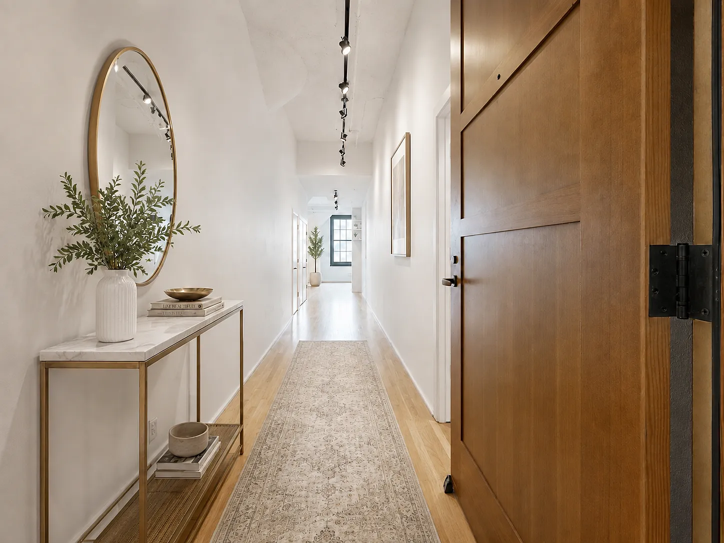 1 bed, 1.0 bath, 1152 sqft, $5,995 — Photo 1