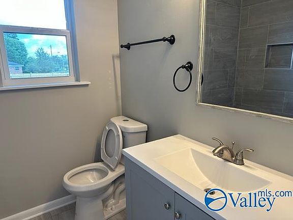 5th image of 3600 Knollwood Dr NW