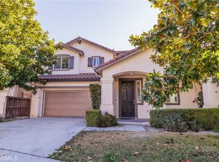 920 Sawtooth Dr, Upland, CA 91786