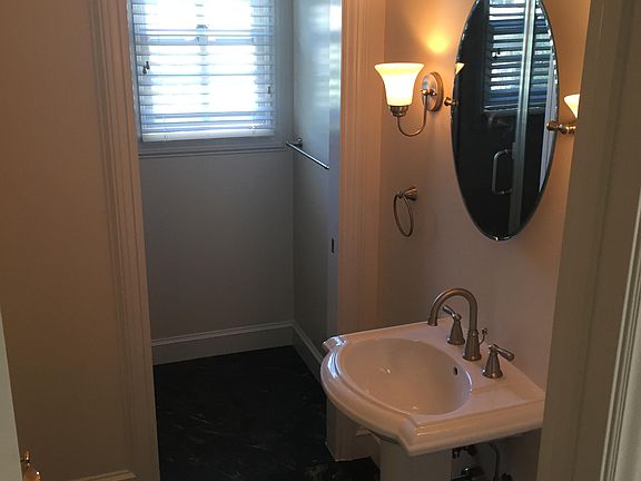 5th image of 549 Lassen St
