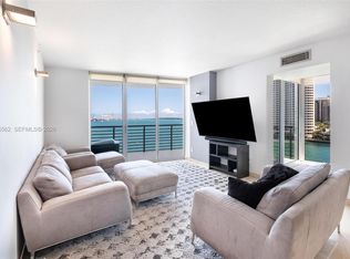 325 Biscayne Blvd #823, Miami, FL 33130