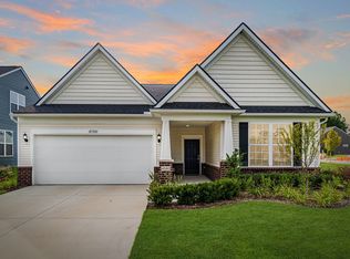 4580 Crestway Dr, Brighton, MI 48116