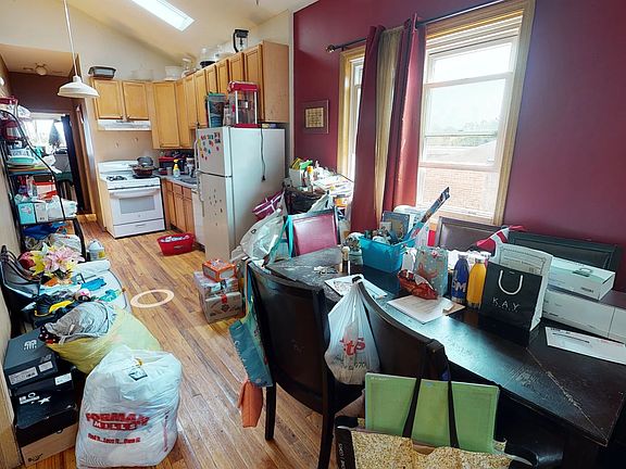 2nd image of 2048 W Washington Blvd #3
