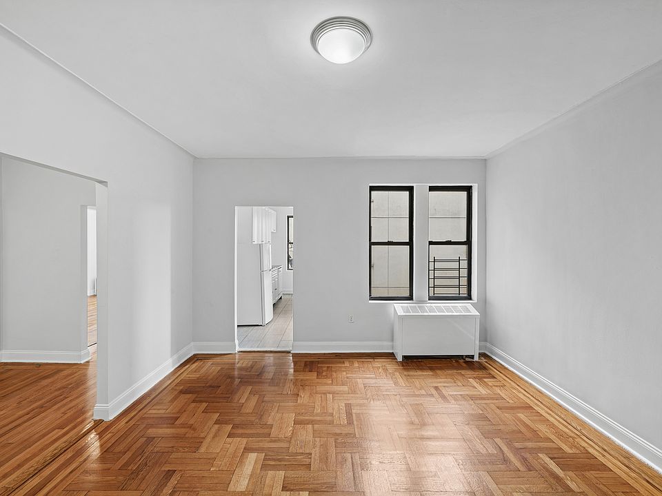 1st image of 930 Ogden Ave APT 53