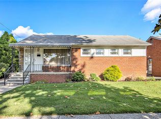15305 Cynthia St, Southgate, MI 48195