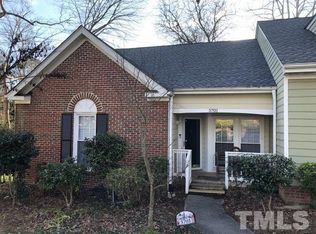 5701 Finsbury Ct, Raleigh, NC 27609