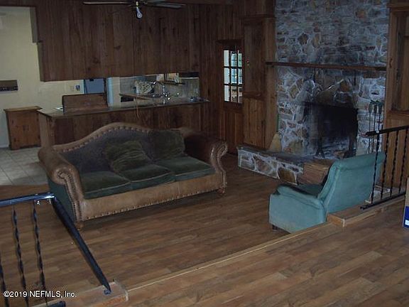 5th image of 379 Tidewater Dr