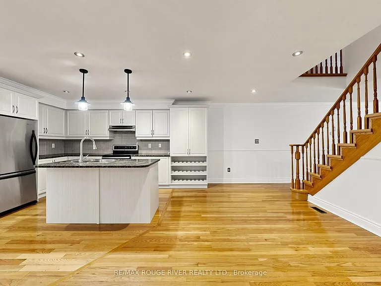 38 Port Union Rd — Photo 9