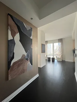 Rented by Global Realty Opportunities | media 27