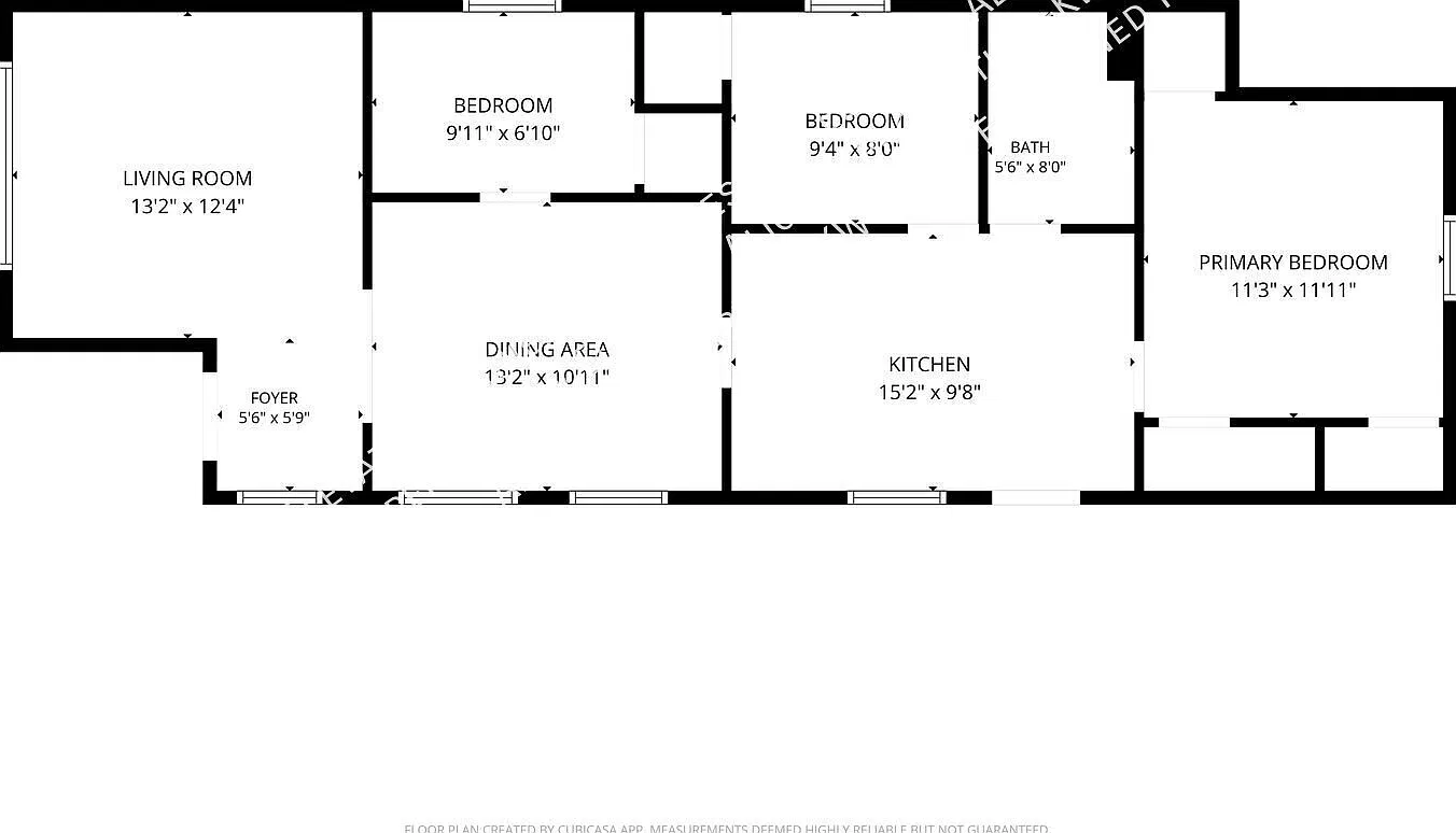 Cleveland Freshly Renovated 3 Bedroom FirstFloor Unit! — Photo 2