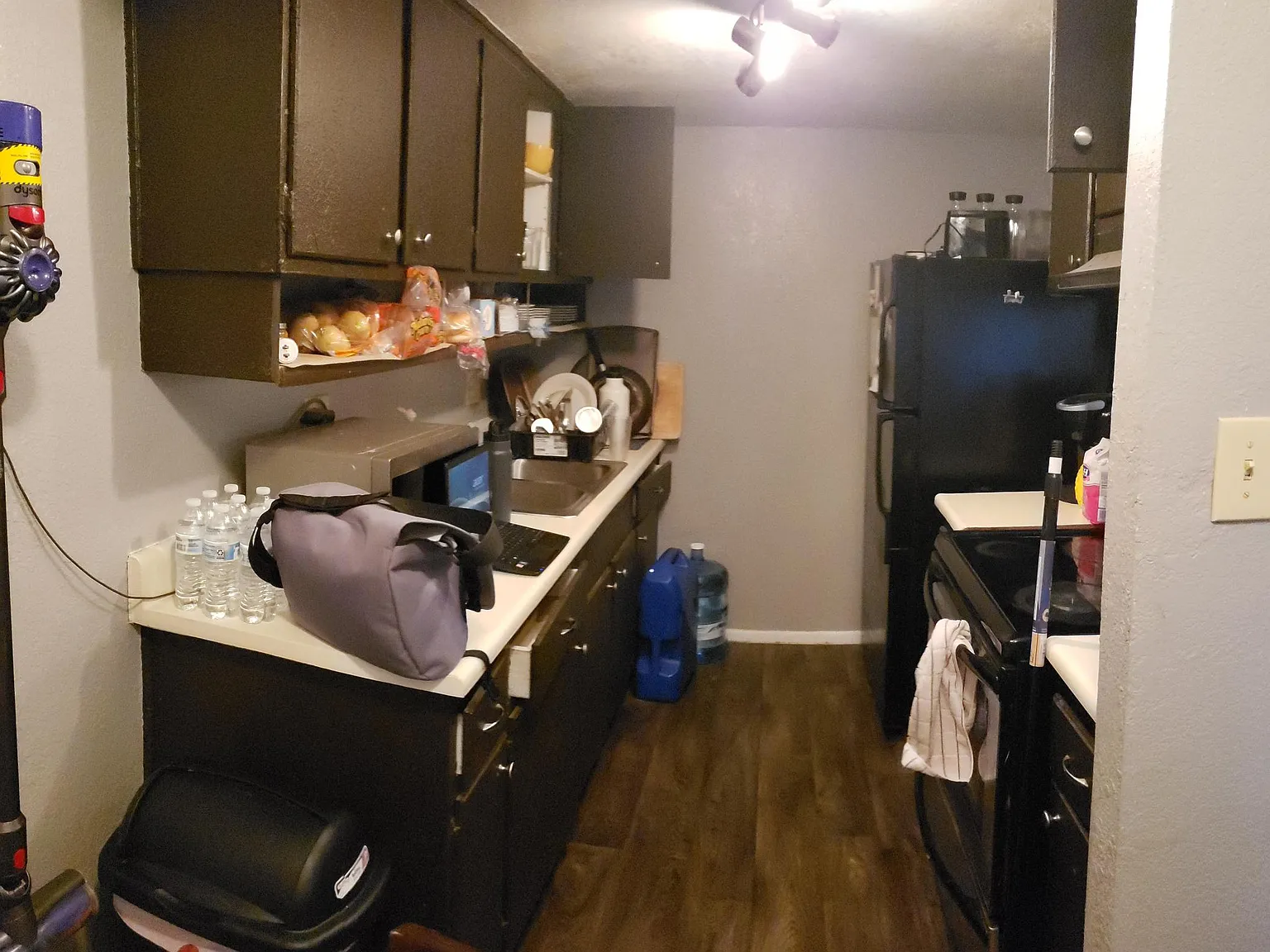 2 bed, 1.5 bath, 924 sqft, $1,395 — Photo 2