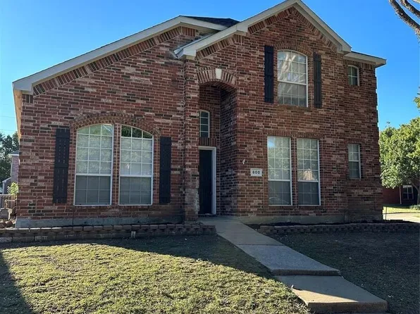 800 Pebble Ridge Dr, Lewisville, TX 75067