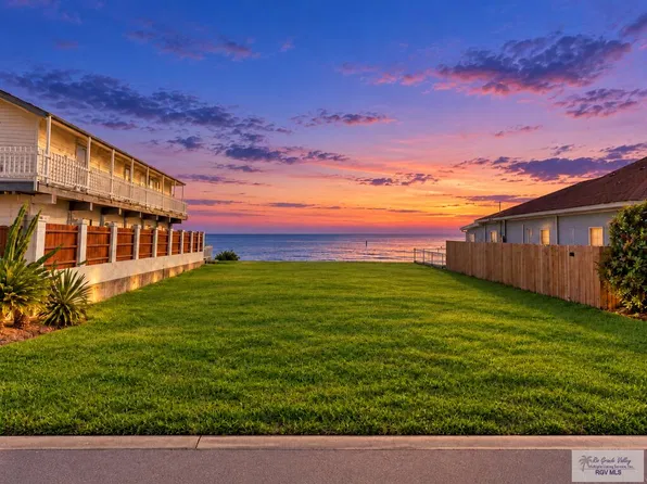1738 N Shore Dr, Pt Isabel, TX 78578