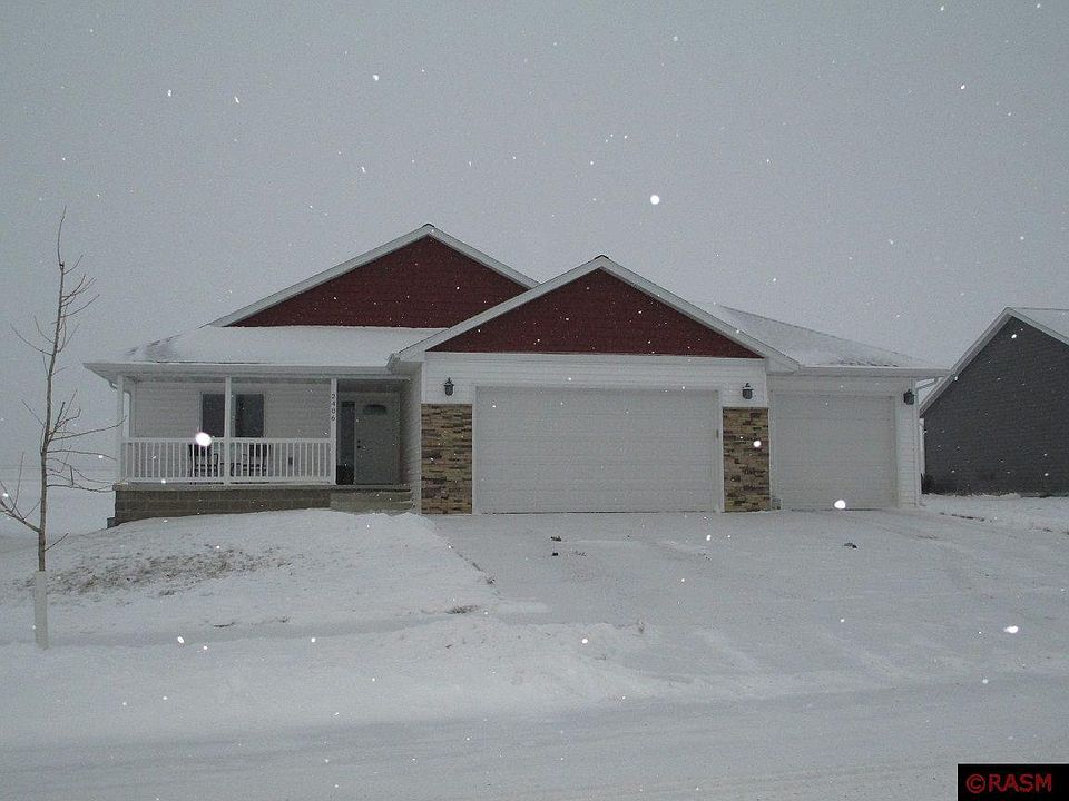 1st image of 2406 Dacotah Dr