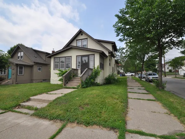 2223 Queen Ave N, Minneapolis, MN 55411