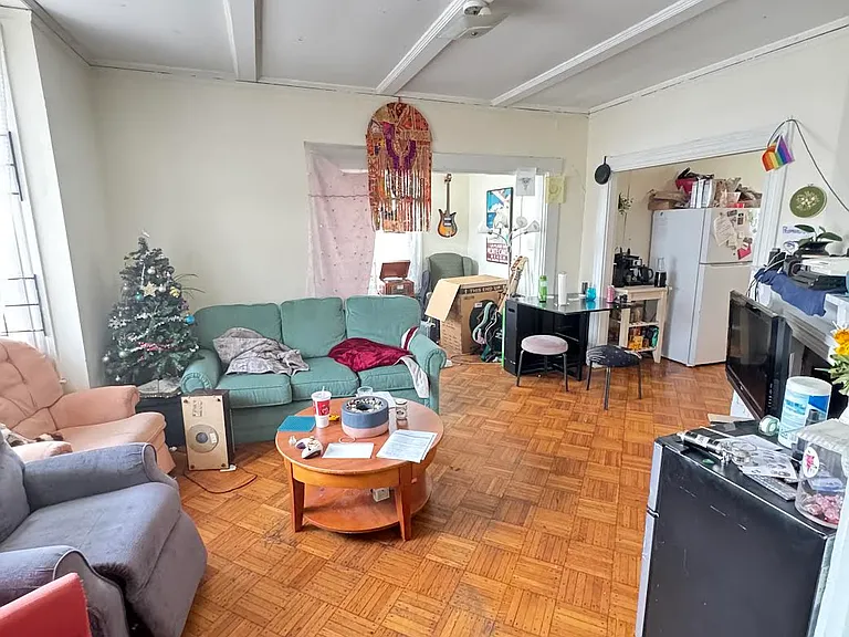 17 Reedsdale St — Photo 4