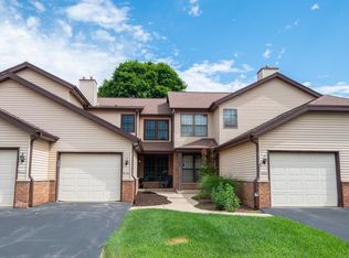 8127 S Legend Dr UNIT C, Franklin, WI 53132