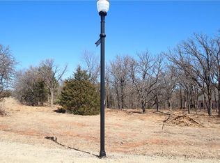 22930 Cooper Cir #13, Edmond, OK 73025