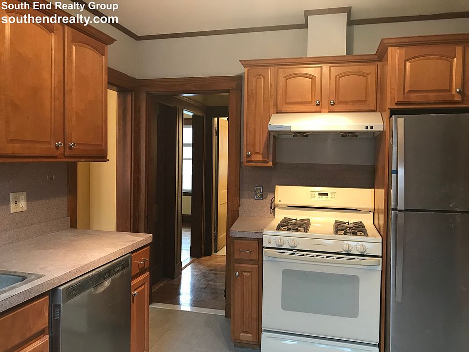 1st image of 18 Deldorf St #1