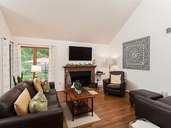 5th image of 131 Eaglesfield Way