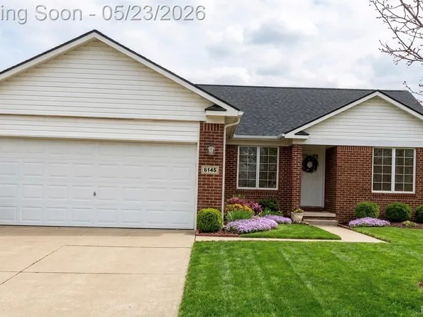 6145 Crystal Lake Dr, Romulus, MI 48174