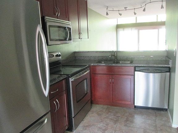 4th image of 5954 Meadow Dr
