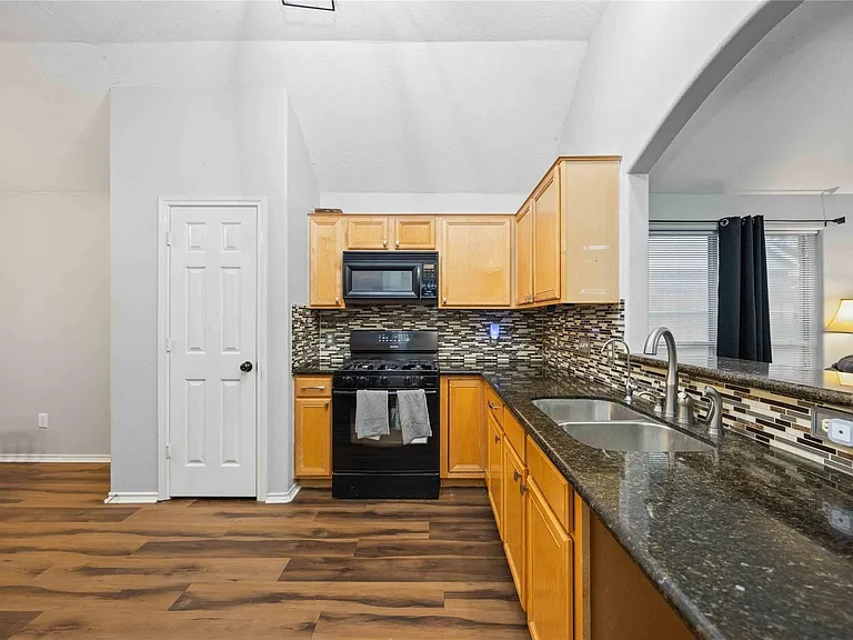 3345 Berzin Ct — Photo 5
