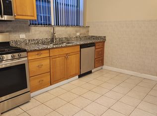 2755 W Augusta Blvd APT 3F, Chicago, IL 60622