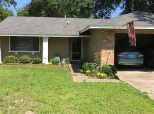 2265 White Oak Dr, Greenville, MS 38701