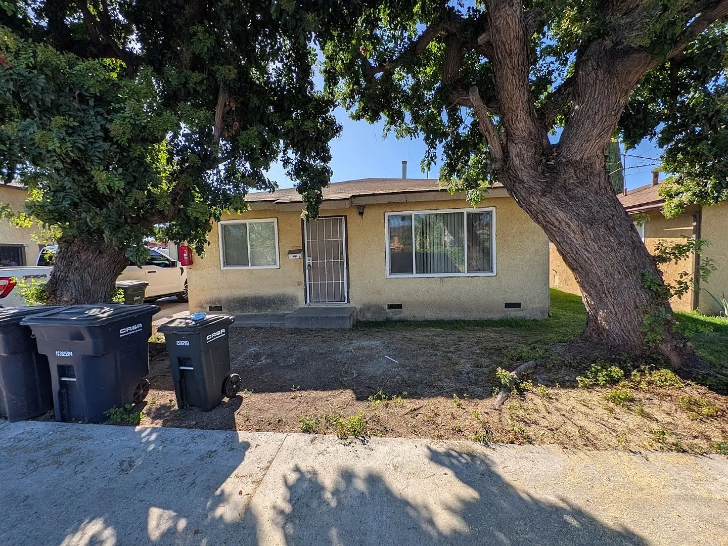 B- 5-Unit 8748-8754 1/2 Cedar Street — Photo 3