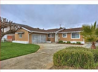 1st image of 1141 Emerson Ave