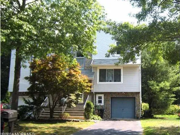 5 Lone Star Lane, Manalapan, NJ 07726