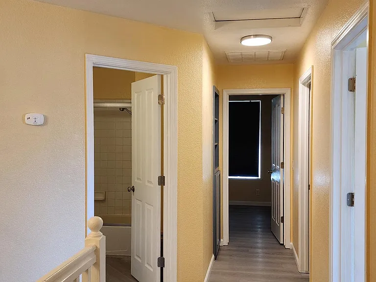 8421 Ardelle Way — Photo 4