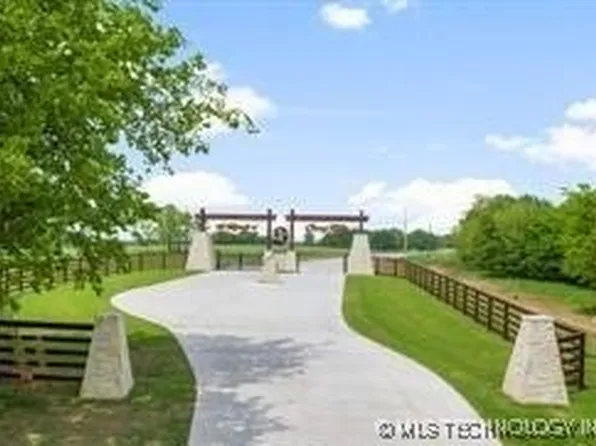 E Caney Rd, Collinsville, OK 74021