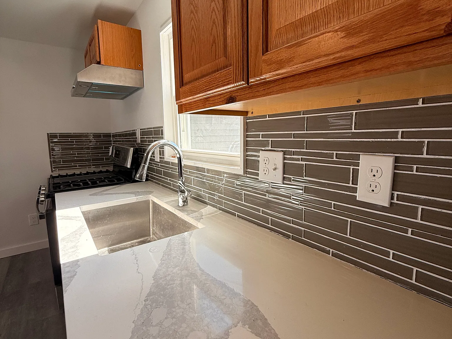 2 bed, 904 sqft, $1,700 — Photo 4