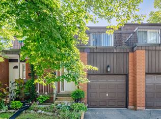 750 Burnhamthorpe Rd E #28, Mississauga, ON L4Y2X3