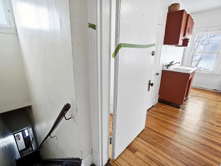 3523 Clifton Ave — Photo 23