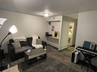 1743 Ohio St #202, Lawrence, KS 66044