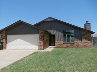 8312 Woodhue Dr, Oklahoma City, OK 73135