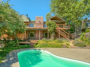 1125 Shannon Dr, Medford, OR 97504