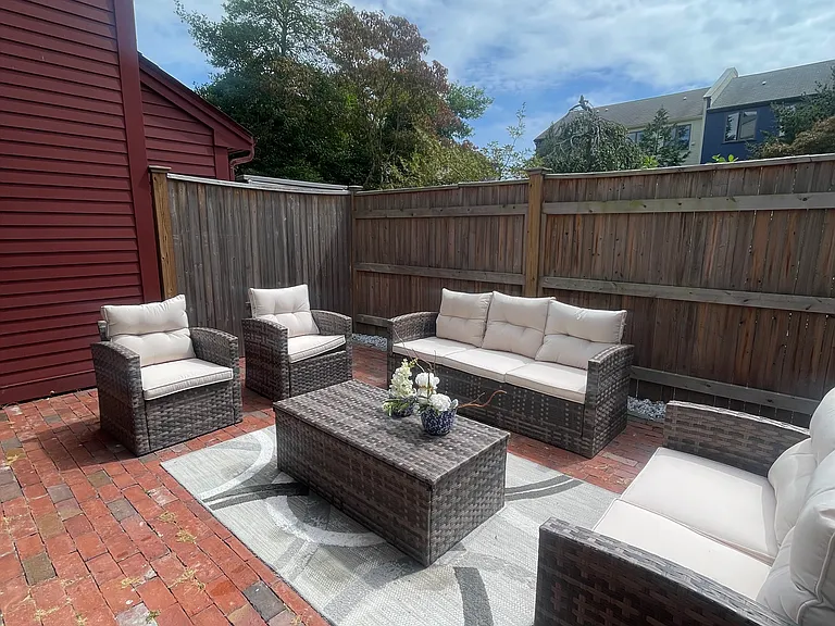 305 Swans Wharf Row — Photo 8