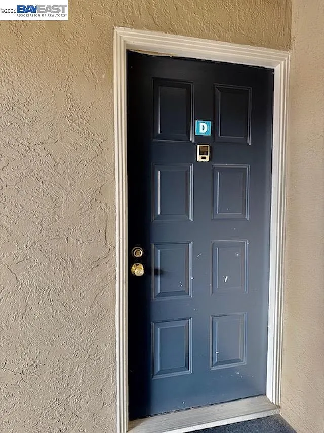 2 bed, 882 sqft, $2,900 — Photo 2