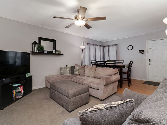 5th image of 1120 Colton Ave