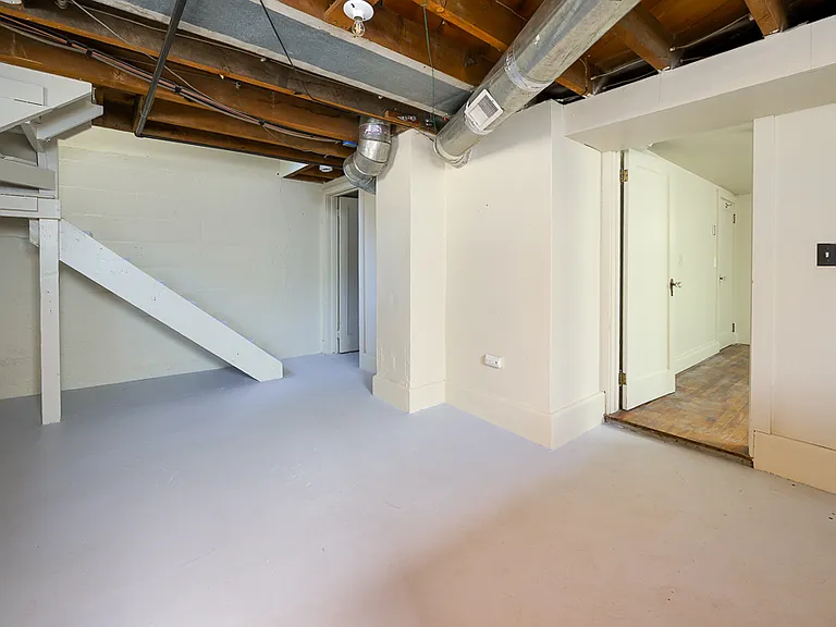 408 11th Ave S #408 — Photo 10